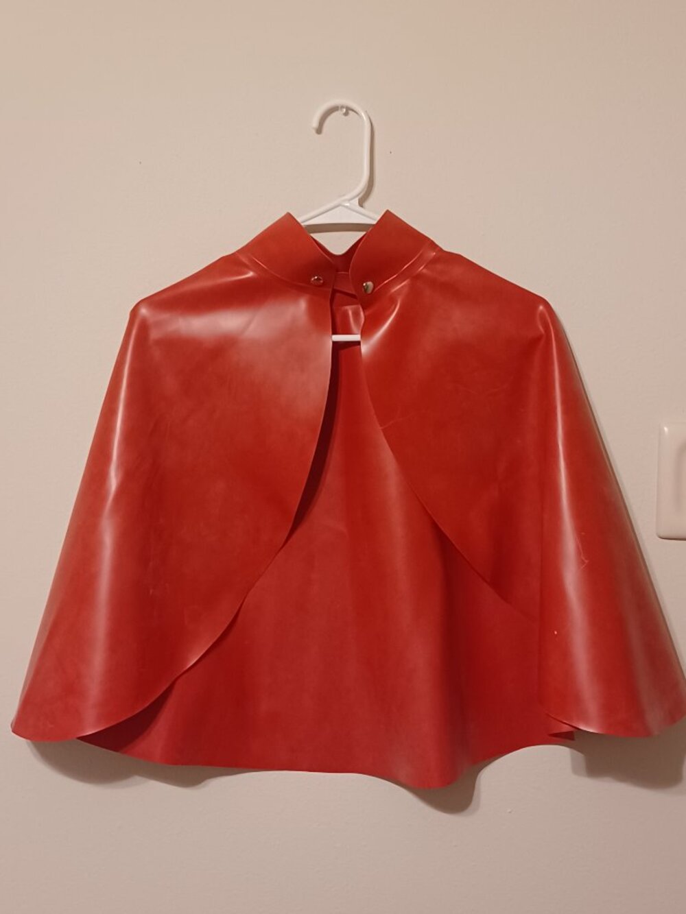 Red Heavy Rubber Latex Cape One Size